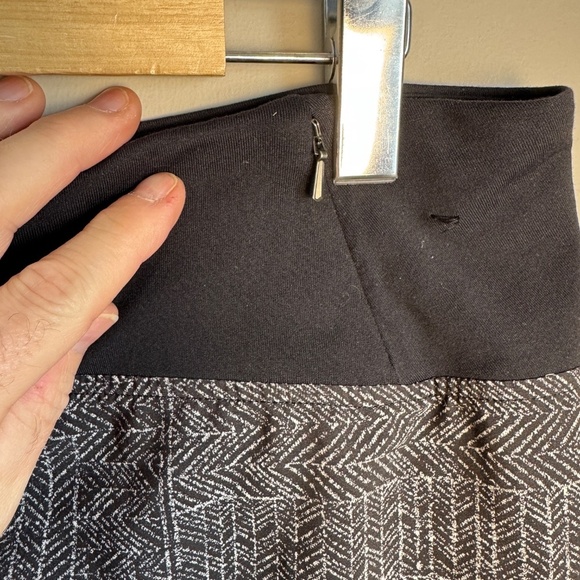 Tuff Athletics Women's Athletic Performance Skort Herringbone Pattern Gray Large - Picture 4 of 11